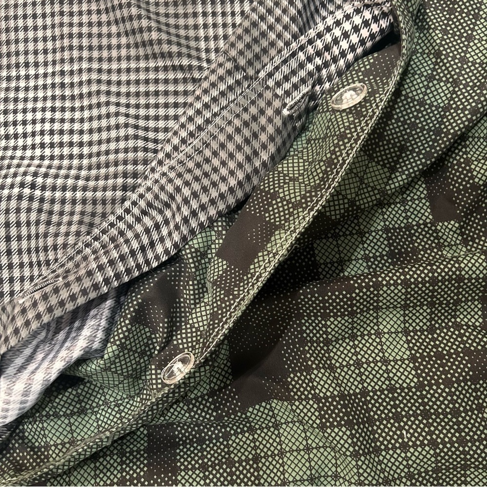 PBteen/Burton Collection Snowboard Jacket Duvet Cover & 2Shams-See Measurements - Picture 15 of 16